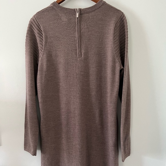 Tahari Merino Wool Long Sleeve Sweater Dress Size L - Picture 6 of 10